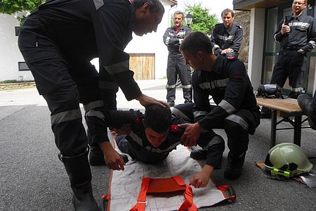 Bergung einer verletzten Person