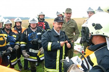 Brandrat Burger vom Ausbildungsteam des Abschnittes