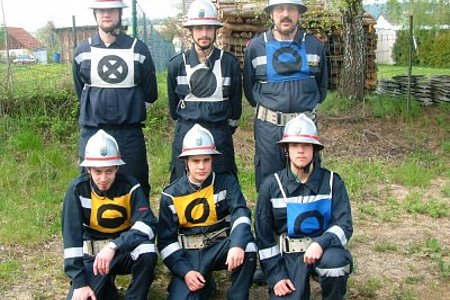 Erstmals zum Saugerkuppeln traten an: (kniend v.l. Thomas Russ, Michael Hipp, Lukas Schaden; stehend v.l. Bernhard Kaufmann, Roland Hipp u. Reinhard Holzmüller;