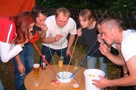 Achtung-Fertig-Los - die Kübelbar war der große Hit Achtung-Fertig-Los - die Kübelbar war der große Hit