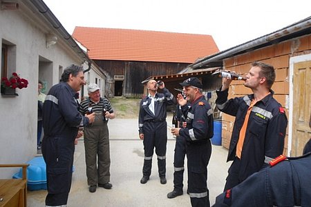 Wohlverdiente Erfrischung nach der Übung