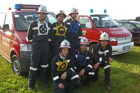 Stefan Wally, Thomas Ruß, Christian Hipp (1. Reihe v.l.) Daniel Hölzl, Christian Kalch, Andreas Grassinger