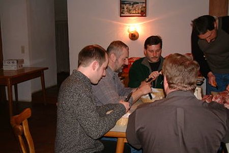 zuerst wurde fleißig Knoblauch geschält zuerst wurde fleißig Knoblauch geschält