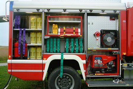 jedes Teil der Beladung muß bei geschlossenen Türen gezeigt werden