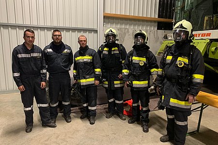 Die Teilnehmer der FF Sallingstadt vlnr.: Dominik Kalch, Michael Fichtinger, Tobias Krenn, Lukas Schaden, Bernd Hipp und Franz Danzinger